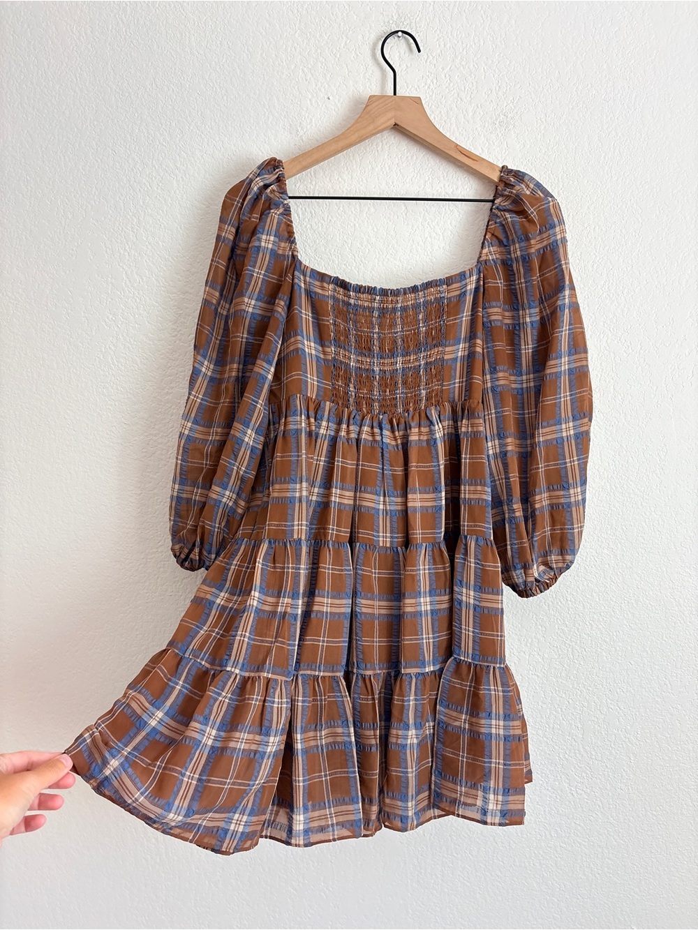 Gianni Bini Fall Plaid Puff-Sleeve Tiered Mini Dress Brown - Picture 6 of 11